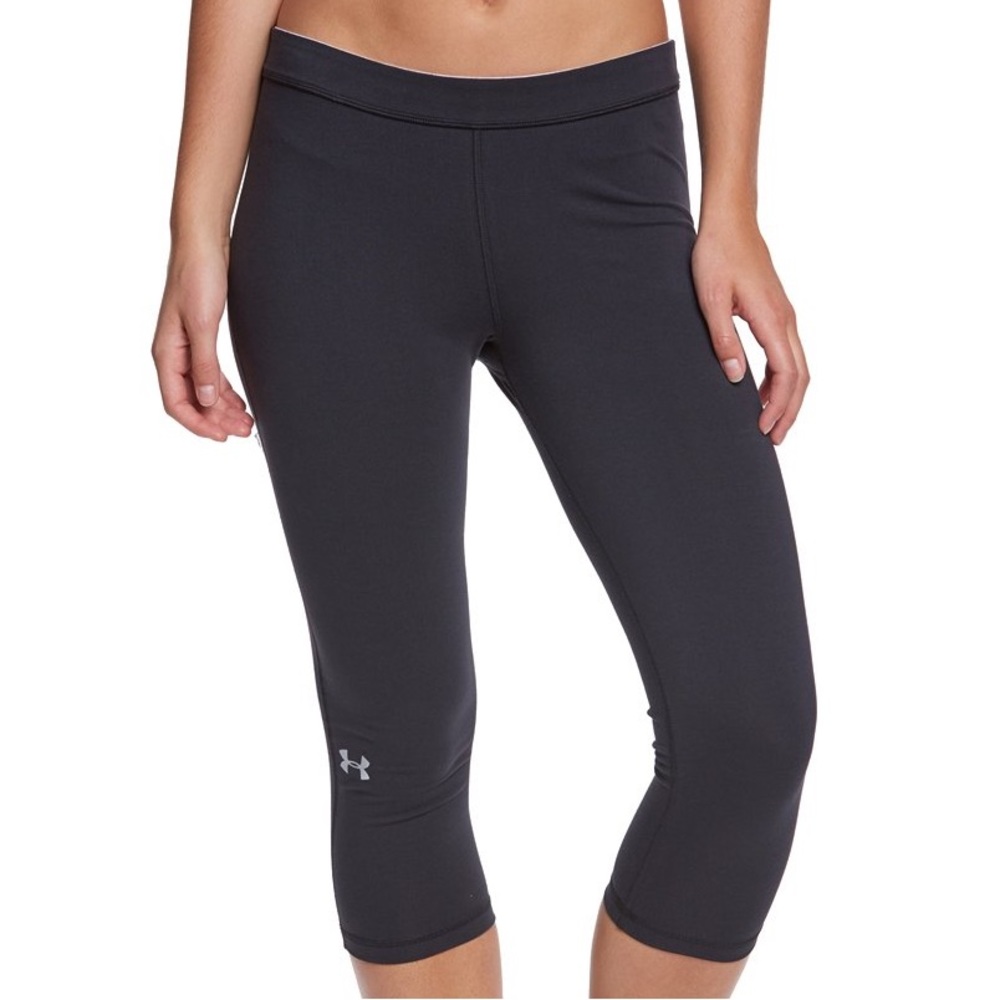 Under Armour UA Favorite CapriWorkout Pants Black Size Medium Cotton